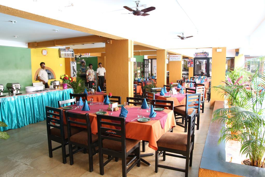 Alor Holiday Resort Calangute Exterior foto